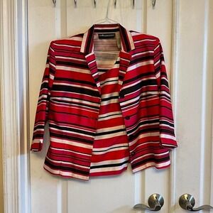 Vintage striped red & black blazer with white &  pinkish tones  Looks‎ great on!